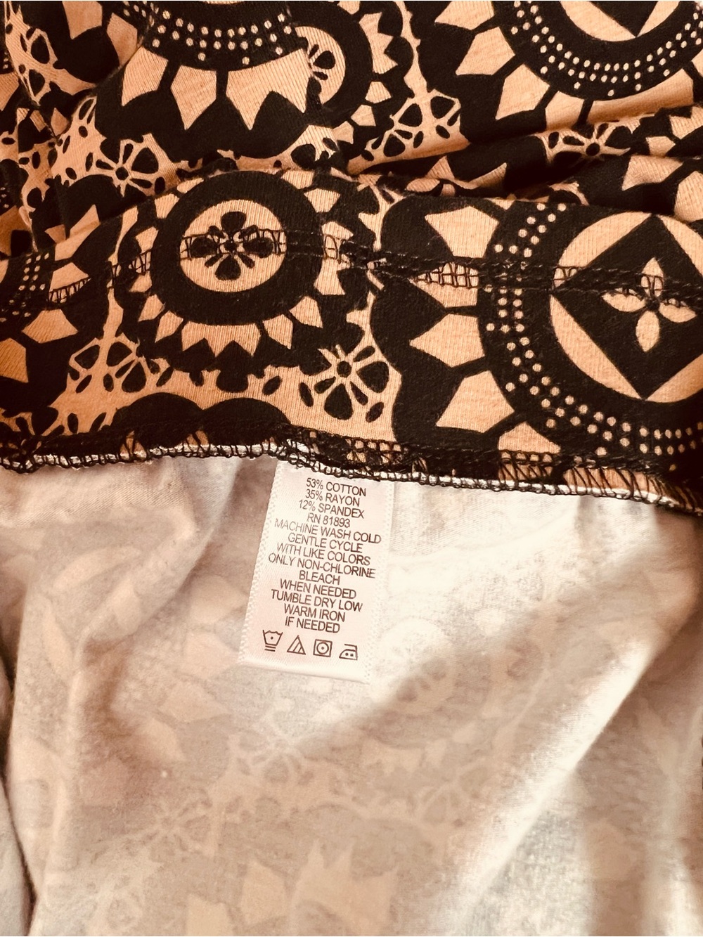NWOT Isaac Mizrahi Live! fun patterned pull on wide leg pants medium petite MP - Picture 4 of 5